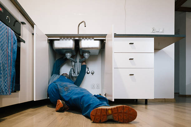 Professional Emergency Plumber technician working in Charlotte Hall, MD